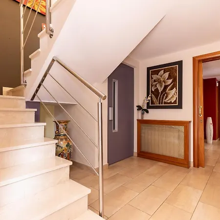 Uhc Moramar Villa *